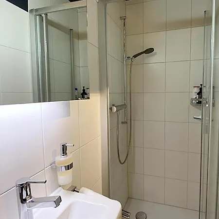 Re31 - Jaegerstil, 70m2, Zentral, 1 Parkplatz Appartement Saint-Moritz